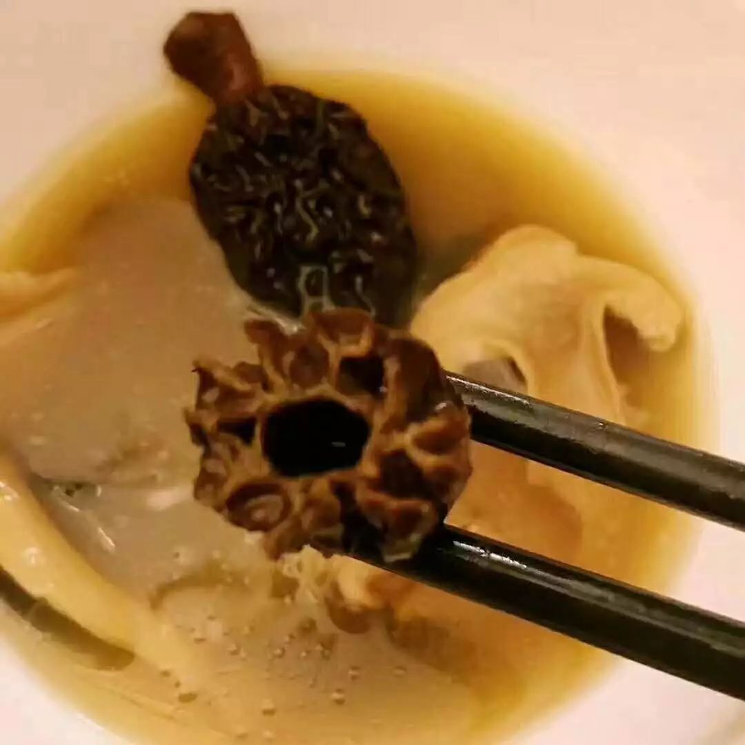 松茸之后，这种菌菇国外爆火，日本人疯狂进口，小孩孕妇都能吃(图4)